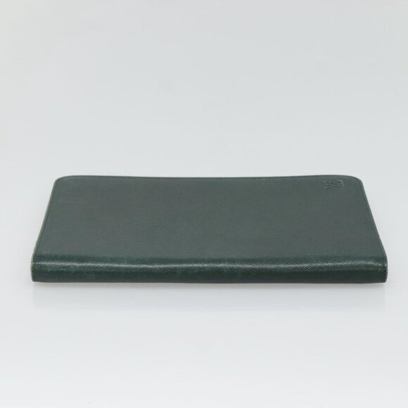 LOUIS VUITTON Taiga Travel Case Epicea LV Auth - Picture 5 of 16